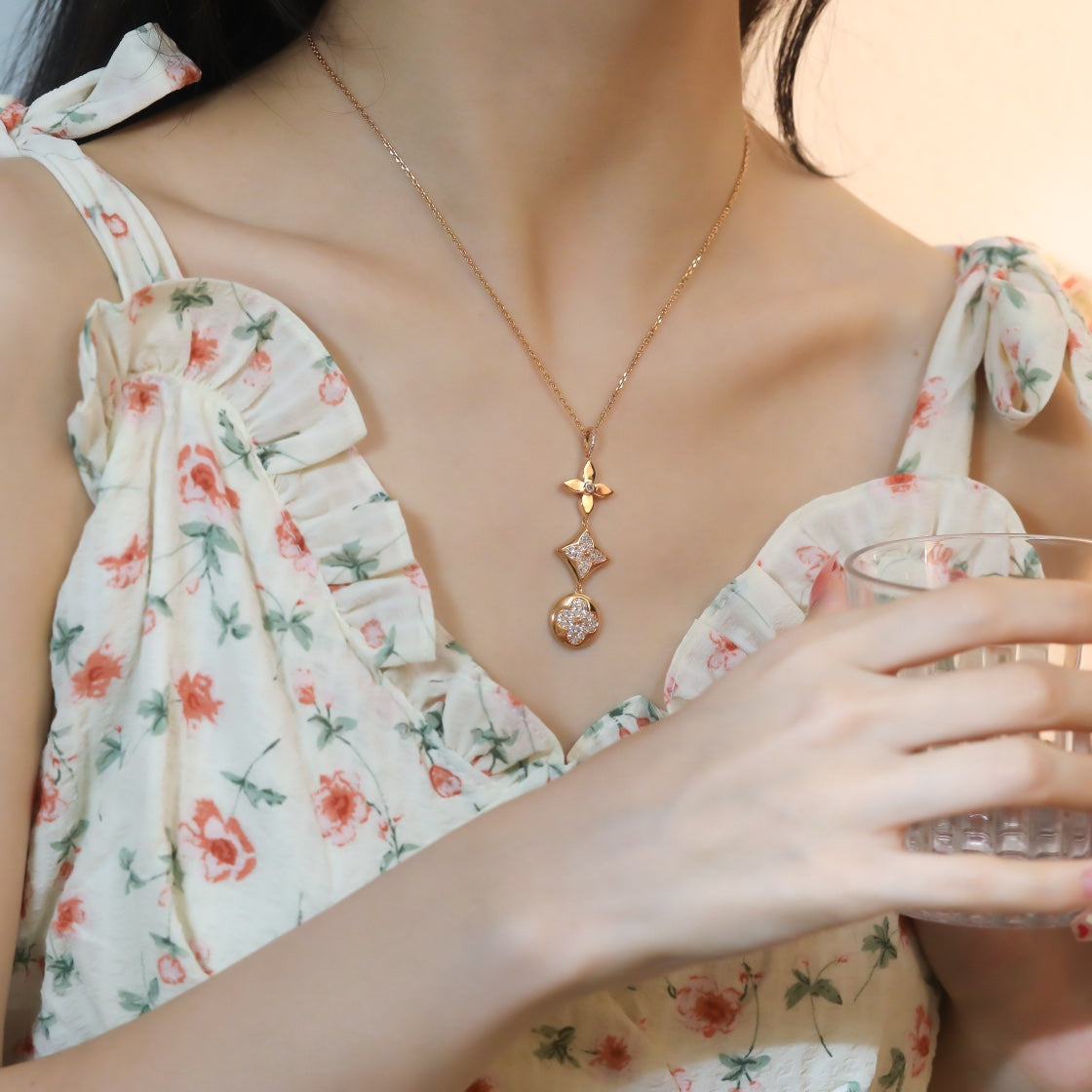 [Zalyn]STAR AND SUN DIAMOND ROSE GOLD NECKLACE
