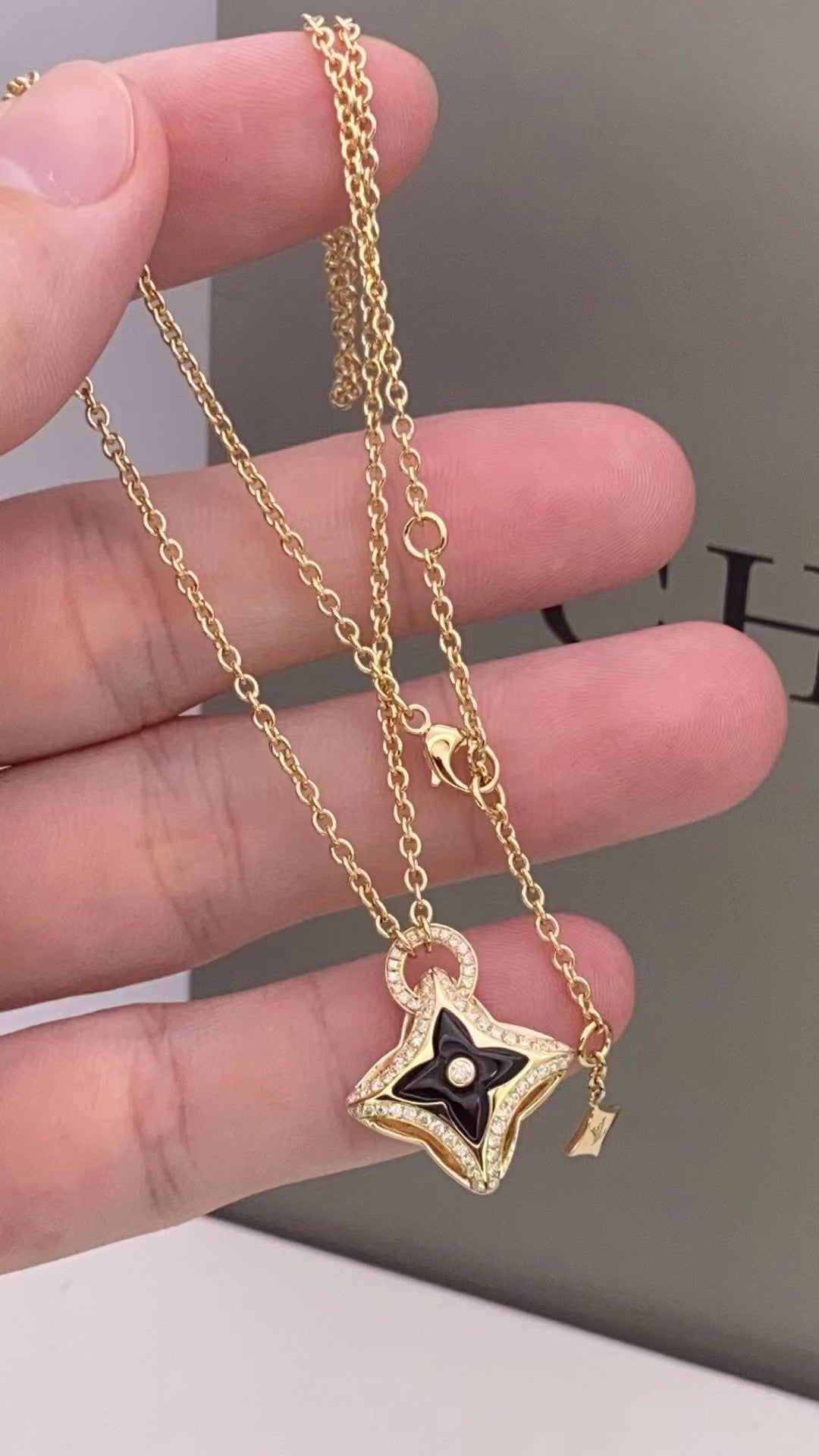 [Zalyn]STAR PEDANT ROSE GOLD DIAMOND NECKLACE