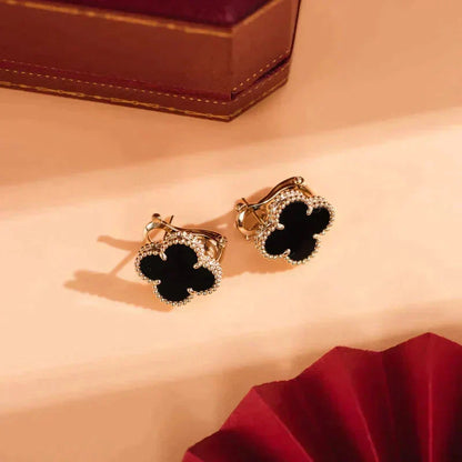 [Zalyn Jewelry ]CLOVER MEDIUM 1 MOTIFS  ONYX STUD EARRINGS