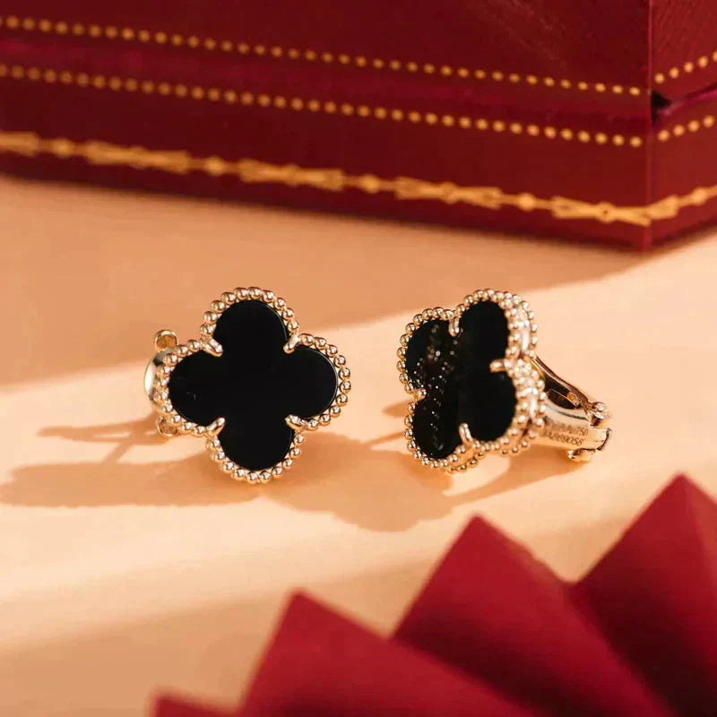 [Zalyn Jewelry ]CLOVER MEDIUM 1 MOTIFS  ONYX STUD EARRINGS