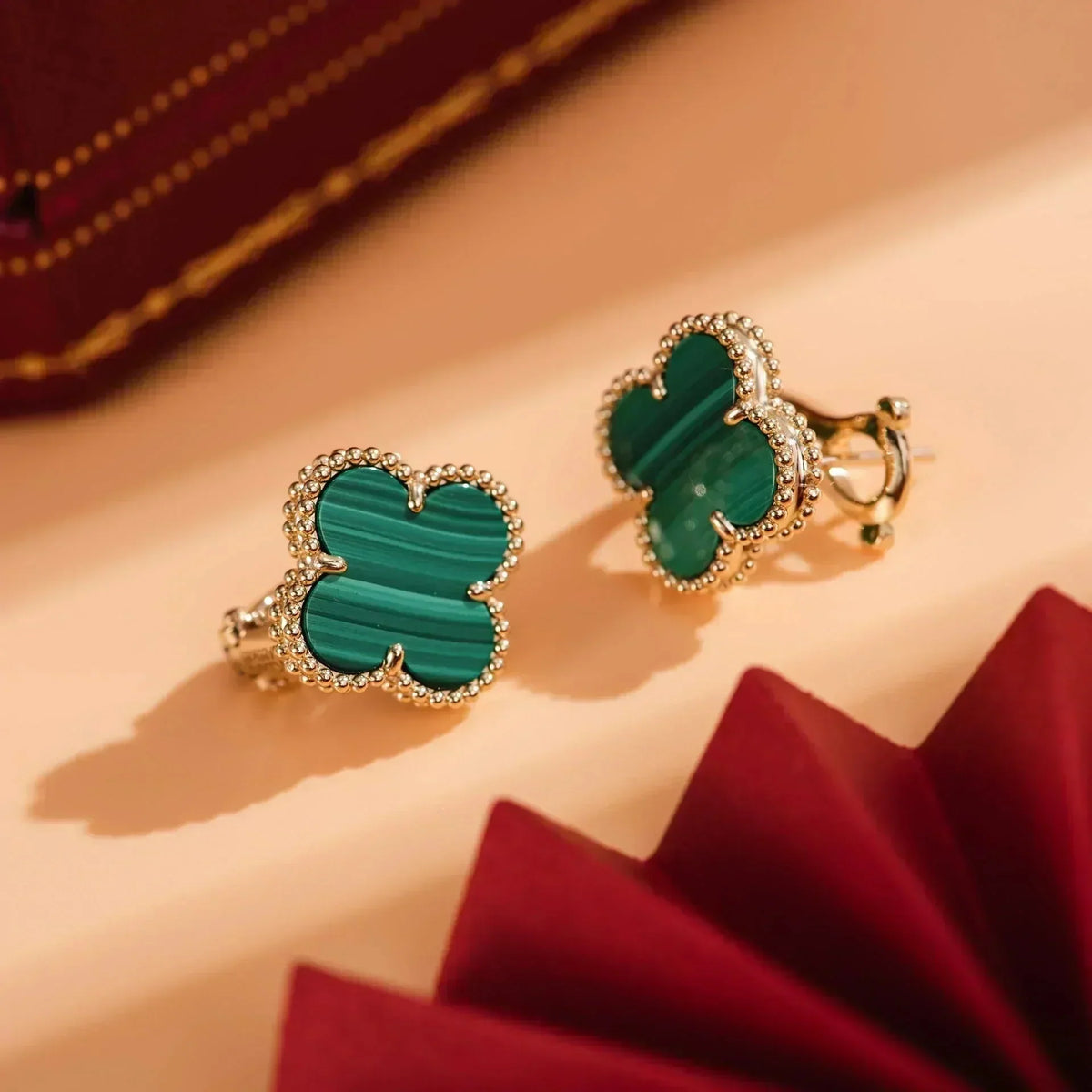 [Zalyn Jewelry ]CLOVER MEDIUM 1 MOTIFS MALACHITE  EARRINGS