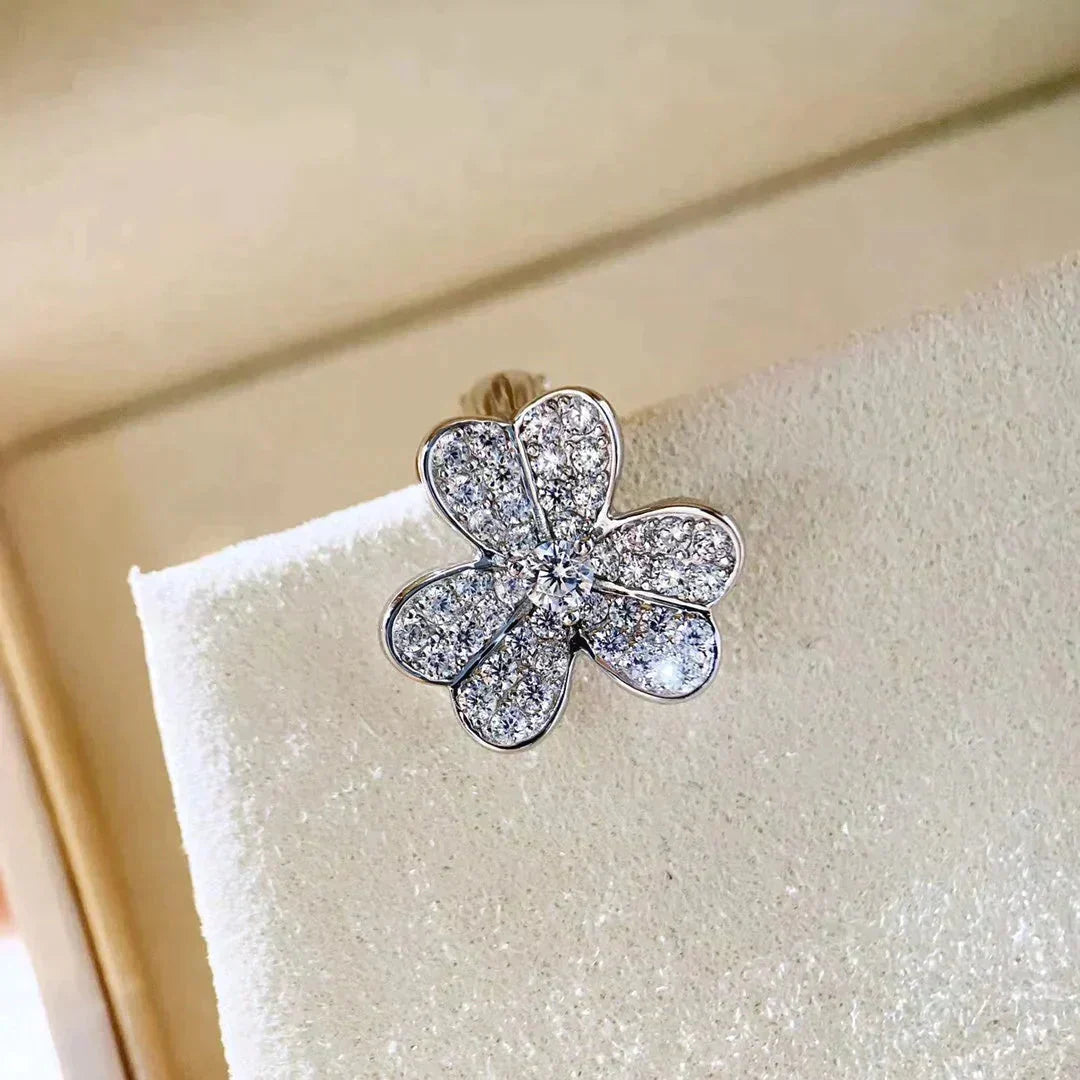 [Zalyn Jewelry ]CLOVER COMOS DIAMOND EARRINGS SILVER