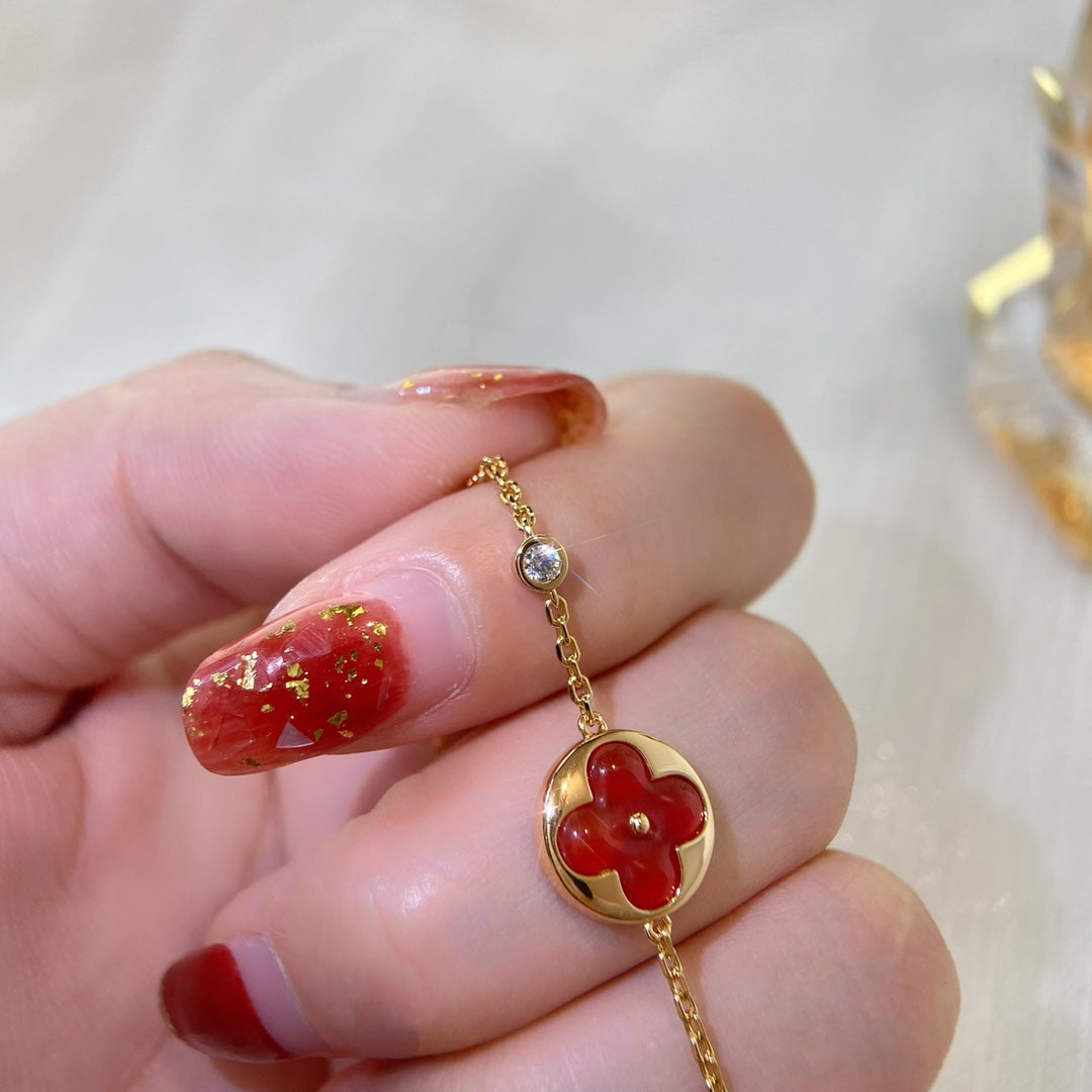 [Zalyn]SUN PEDANT CARNELIAN BRACELET