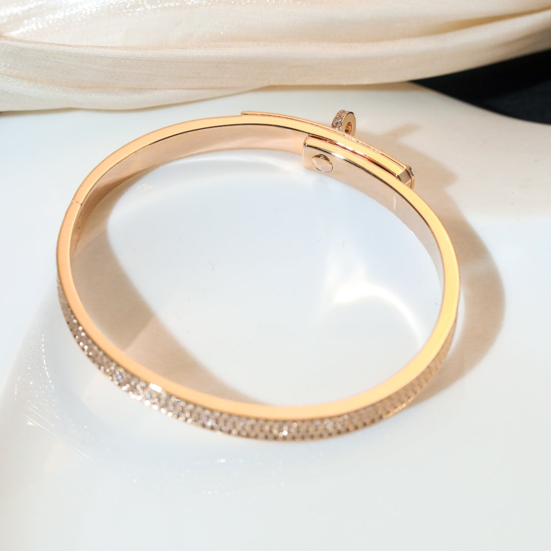 [Zalyn]KELLY BRACELET DIAMOND PAVED