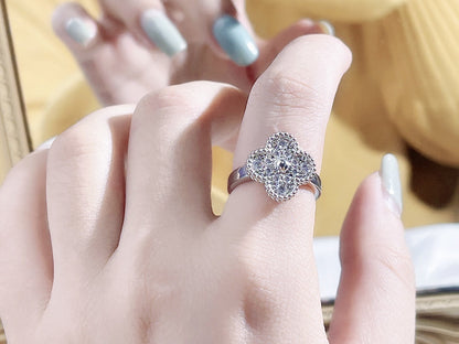 [Zalyn Jewelry ]CLOVER DIAMOND RING