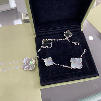 [Zalyn Jewelry ]CLOVER 5 MOTIFS SIVLER DARK MOP BRACELET