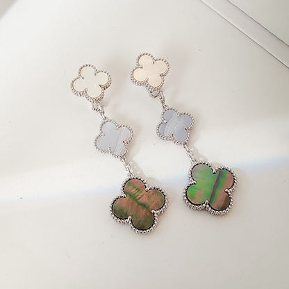 [Zalyn Jewelry ]CLOVER 3 MOTIFS CHALCEDONY DARK MOP SILVER EARRINGS