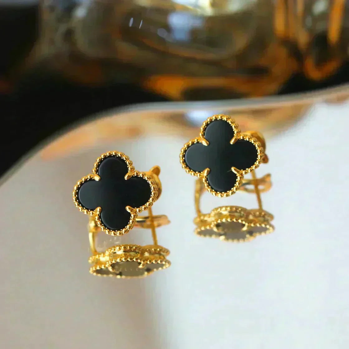 [Zalyn Jewelry ]CLOVER MEDIUM 1 MOTIFS  ONYX STUD EARRINGS