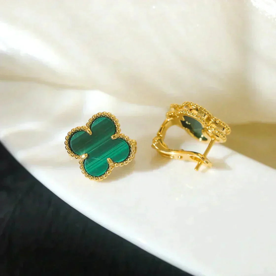 [Zalyn Jewelry ]CLOVER MEDIUM 1 MOTIFS MALACHITE  EARRINGS