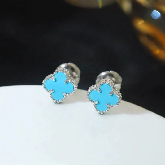 [Zalyn Jewelry ]CLOVER MINI 9.5MM ONYX STUD EARRINGS SILVER