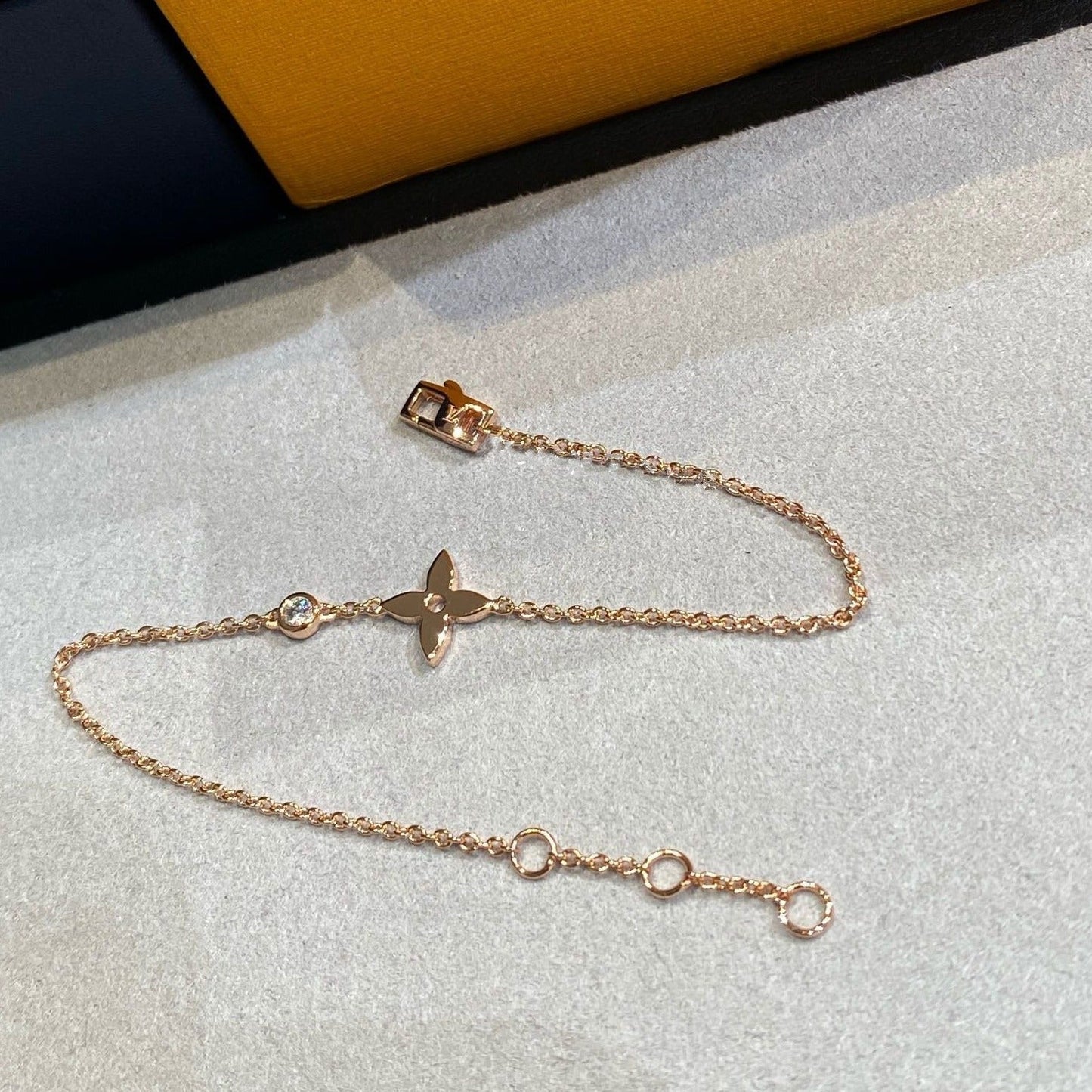 [Zalyn]STAR DIAMOND ROSE GOLD BRACELET