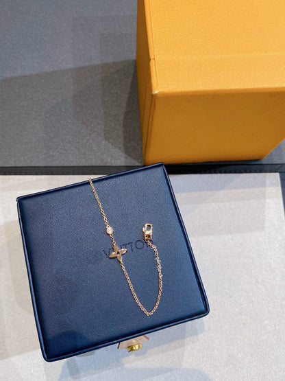 [Zalyn]STAR DIAMOND ROSE GOLD BRACELET