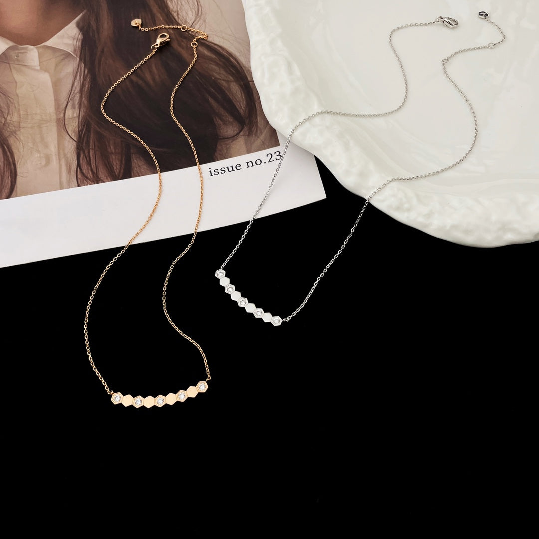 [Zalyn]BEE MY LOVE DIAMOND NECKLACE