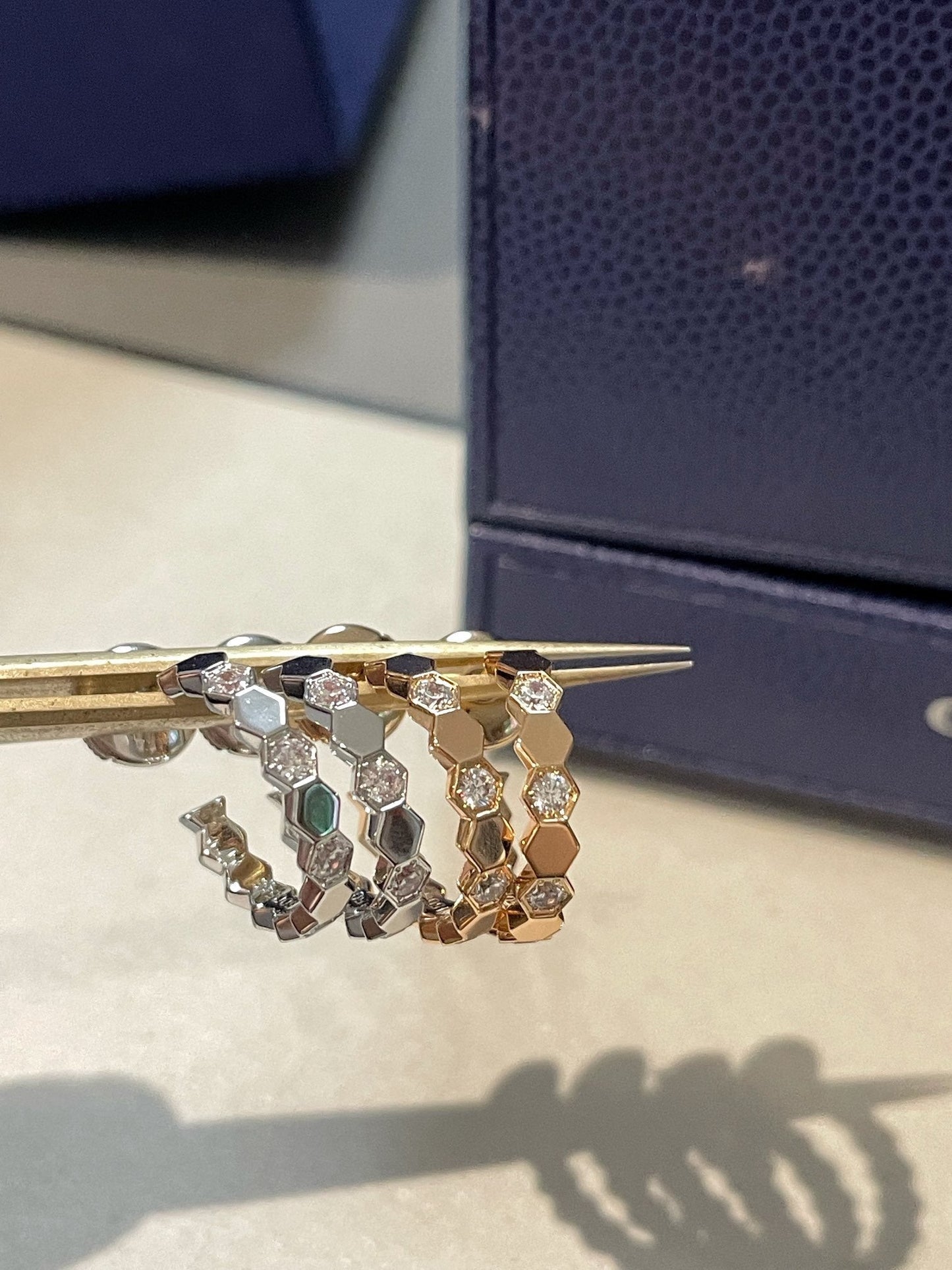 [Zalyn]Hollow Design Four-Leaf Clover Flower Shape Ring