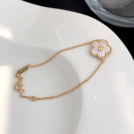 [Zalyn Jewelry ]LUCKY SPRING ROSE GOLD MOP BRACELET