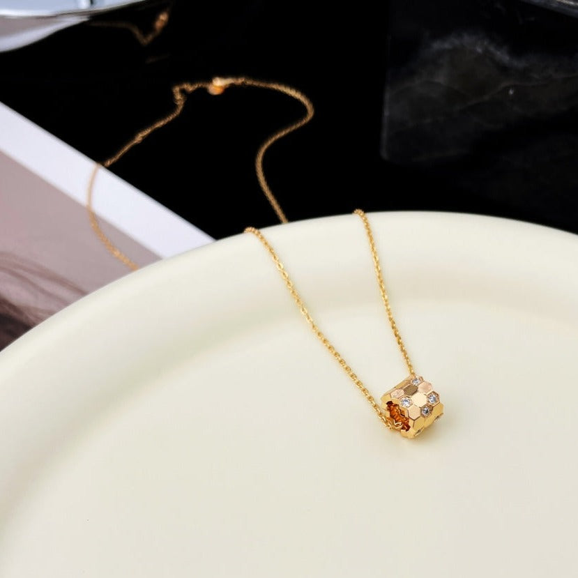 [Zalyn]BEE MINI PEDANT DIAMOND NECKLACE