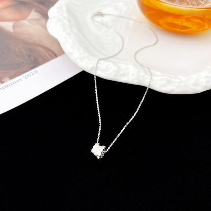 [Zalyn]BEE MINI PEDANT DIAMOND NECKLACE