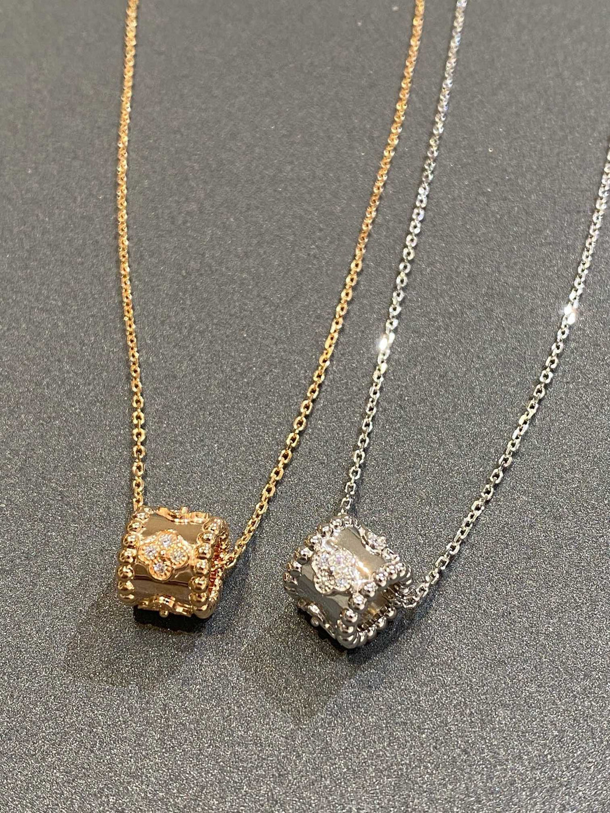 [Zalyn Jewelry ]PERLEE PEDANT SIVLER DIAMOND NECKLACE