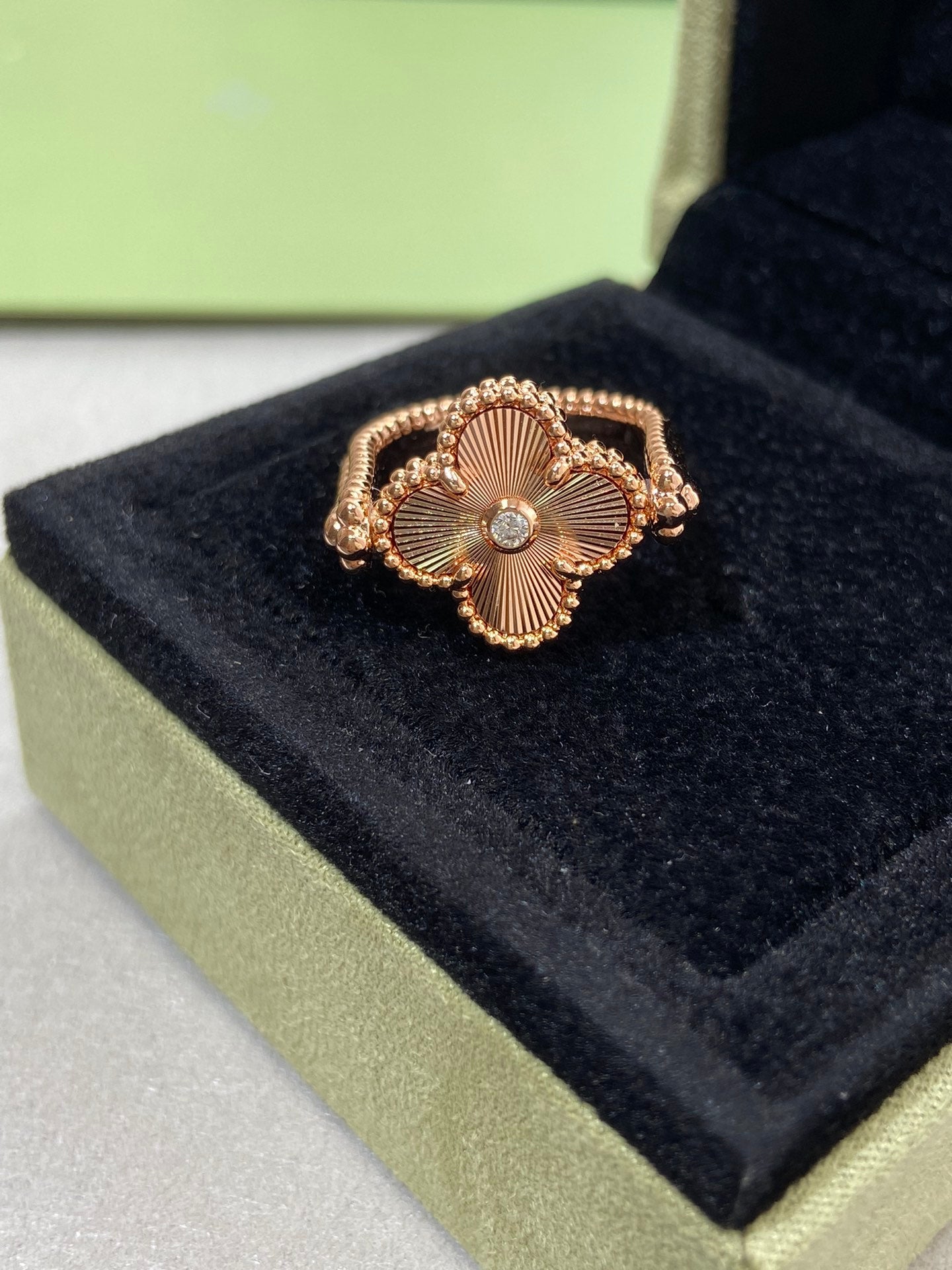 [Zalyn]LUCKY CLOVER ROSE GOLD REVERSIBLE RING