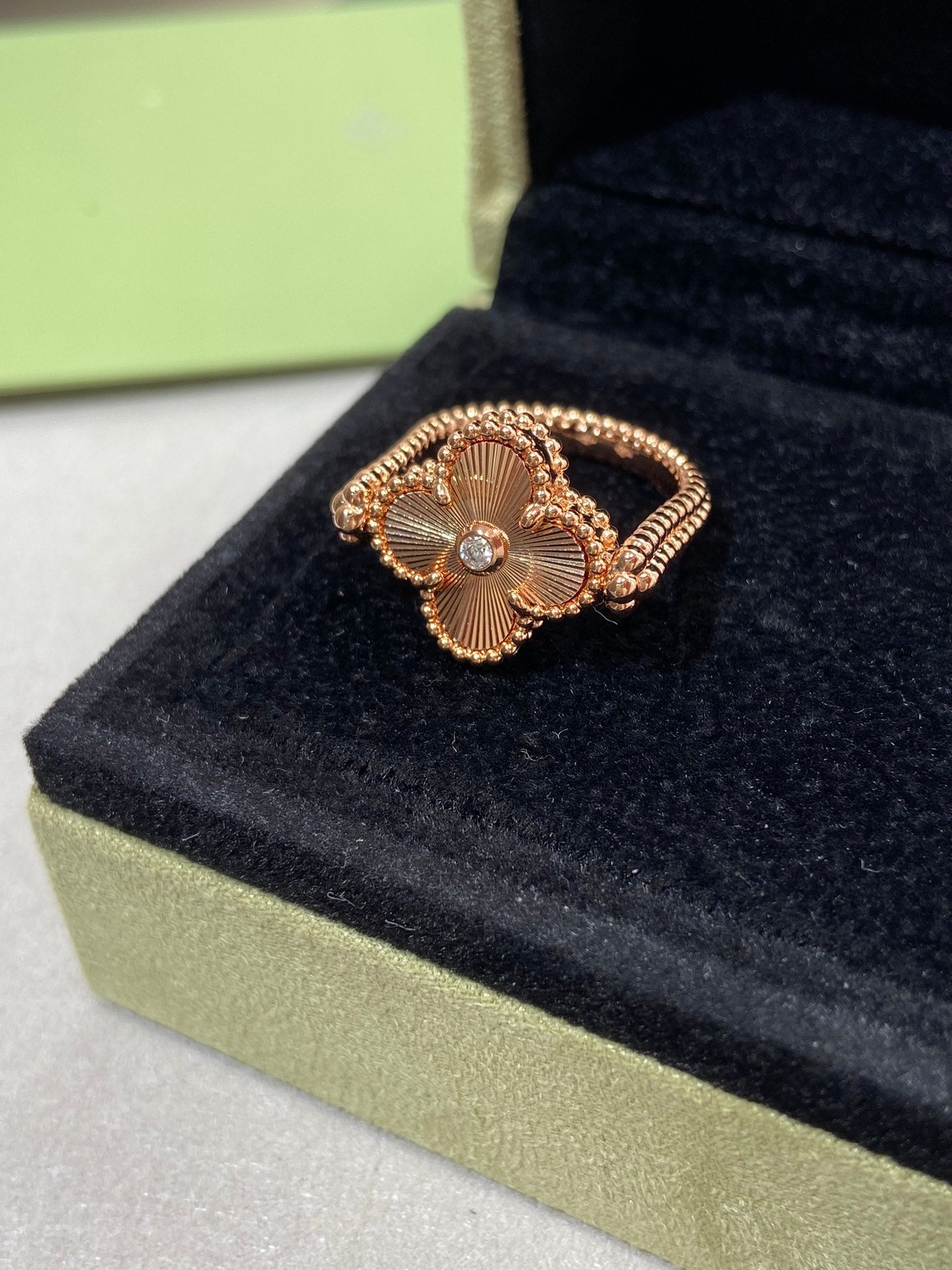 [Zalyn]LUCKY CLOVER ROSE GOLD REVERSIBLE RING
