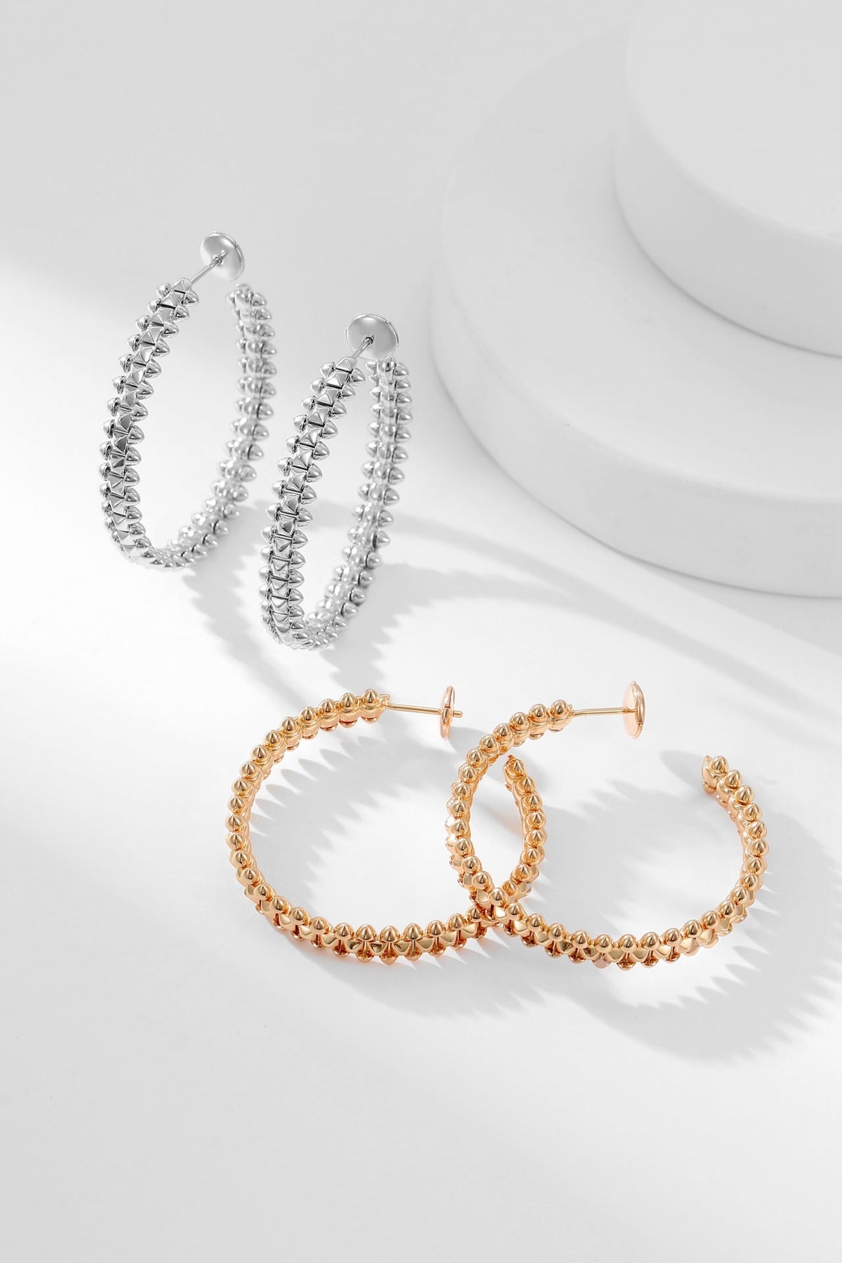 [Zalyn Jewelry ]CLASH HOOP EARRINGS