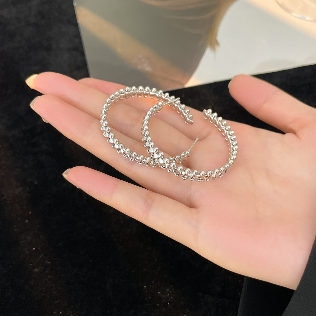 [Zalyn Jewelry ]CLASH HOOP EARRINGS