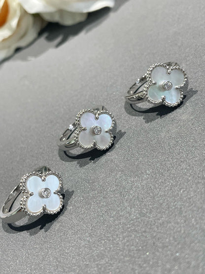[Zalyn Jewelry ]CLOVER SILVER MOP DIAMOND RING