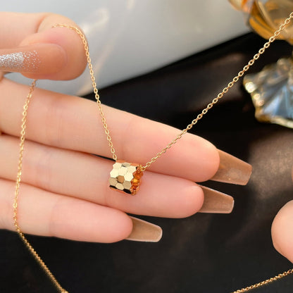 [Zalyn]BEE MINI NECKLACE