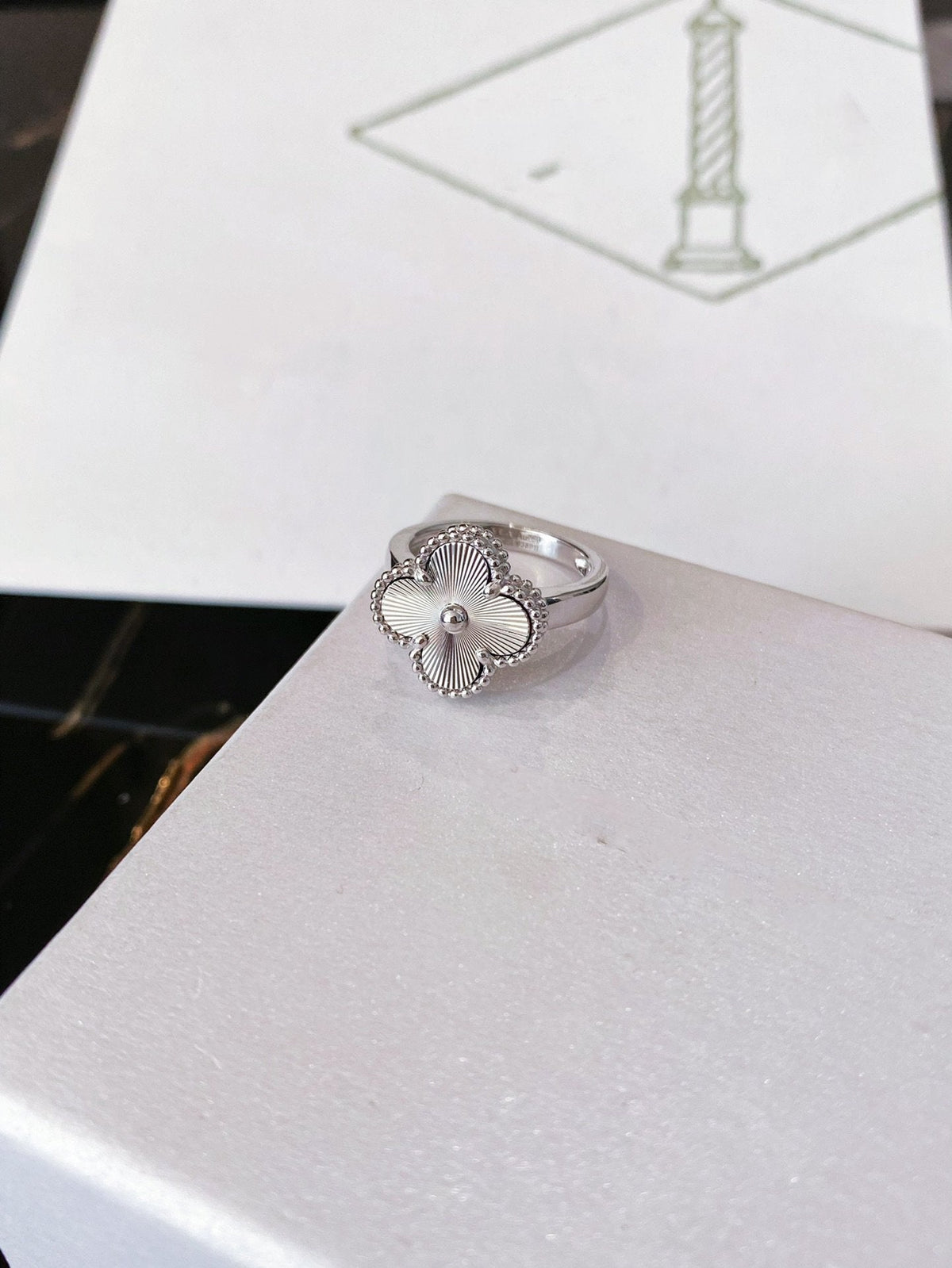 [Zalyn Jewelry ]CLOVER SILVER RING