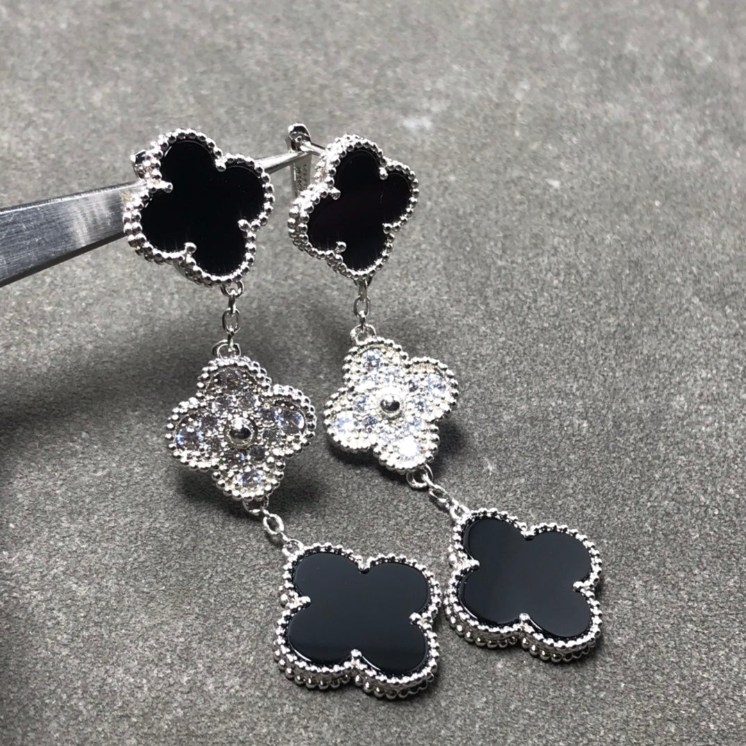 [Zalyn Jewelry ]CLOVER 3 MOTIF DIAMOND ONYX SILVER EARRINGS
