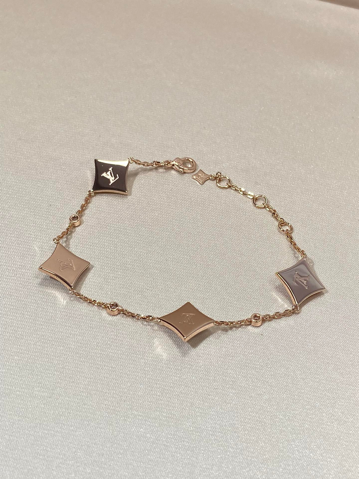 [Zalyn Jewelry ]STAR 4 MOTIF MOP DIAMOND PINK GOLD BRACELET