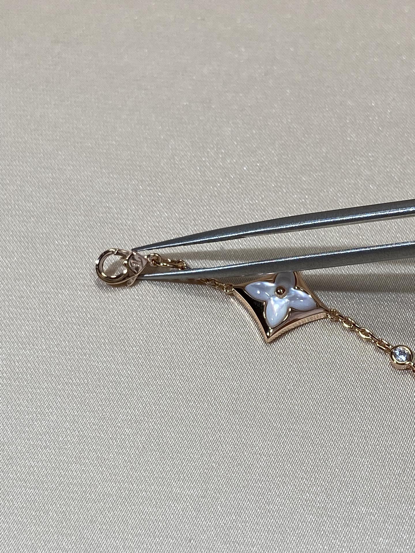 [Zalyn]STAR 4 MOTIF MOP DIAMOND ROSE GOLD BRACELET