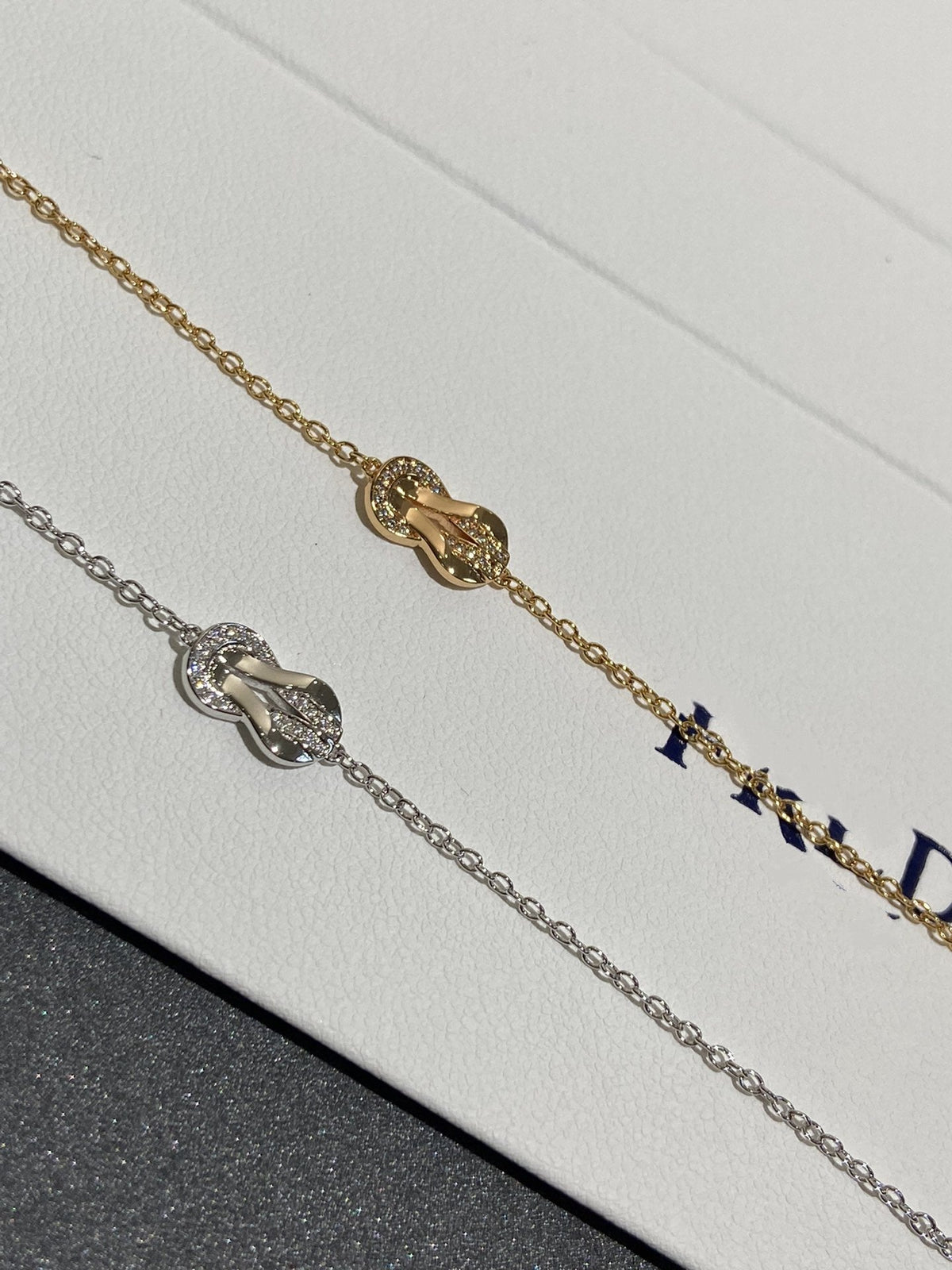 [Zalyn Jewelry ]CHANCE INFINIE DIAMOND BRACELET