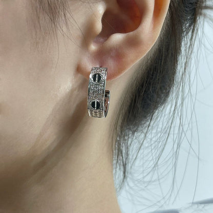 [Zalyn Jewelry ]LOVE CERAMIC DIAMOND PAVED SILVER EARRINGS