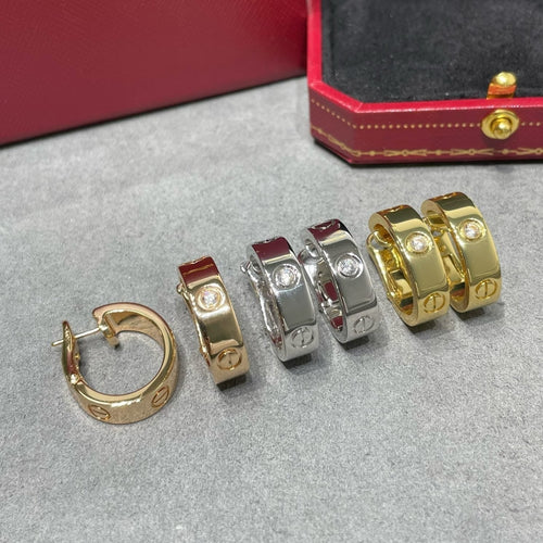 [Zalyn Jewelry ]LOVE 5.5MM 1 DIAMOND EARRINGS