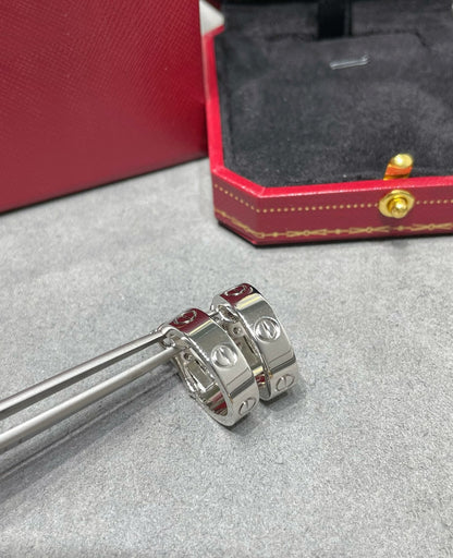 [Zalyn Jewelry ]LOVE 5.5MM EARRINGS