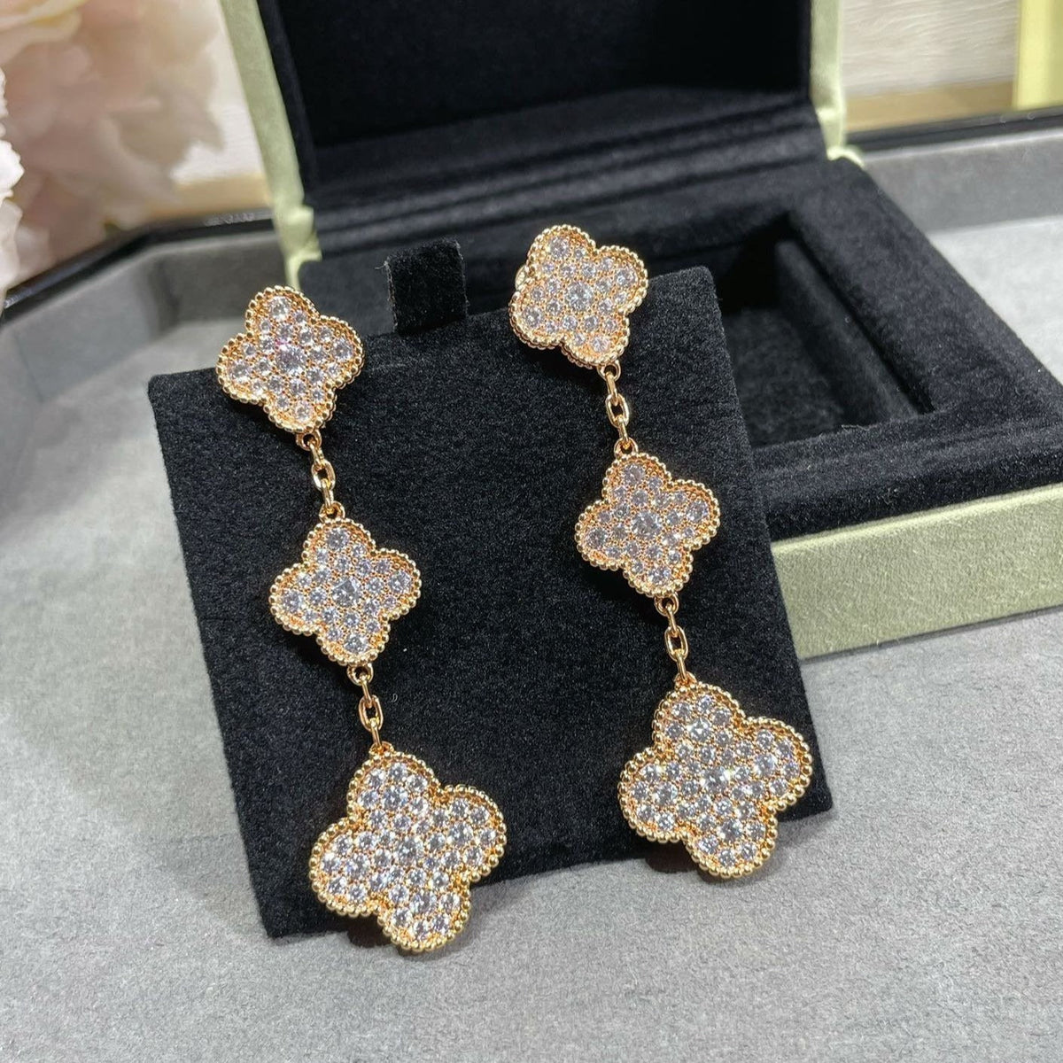 [Zalyn Jewelry ]CLOVER 3 MOTIFS DIAMOND PAVED ROSE GOLD EARRINGS