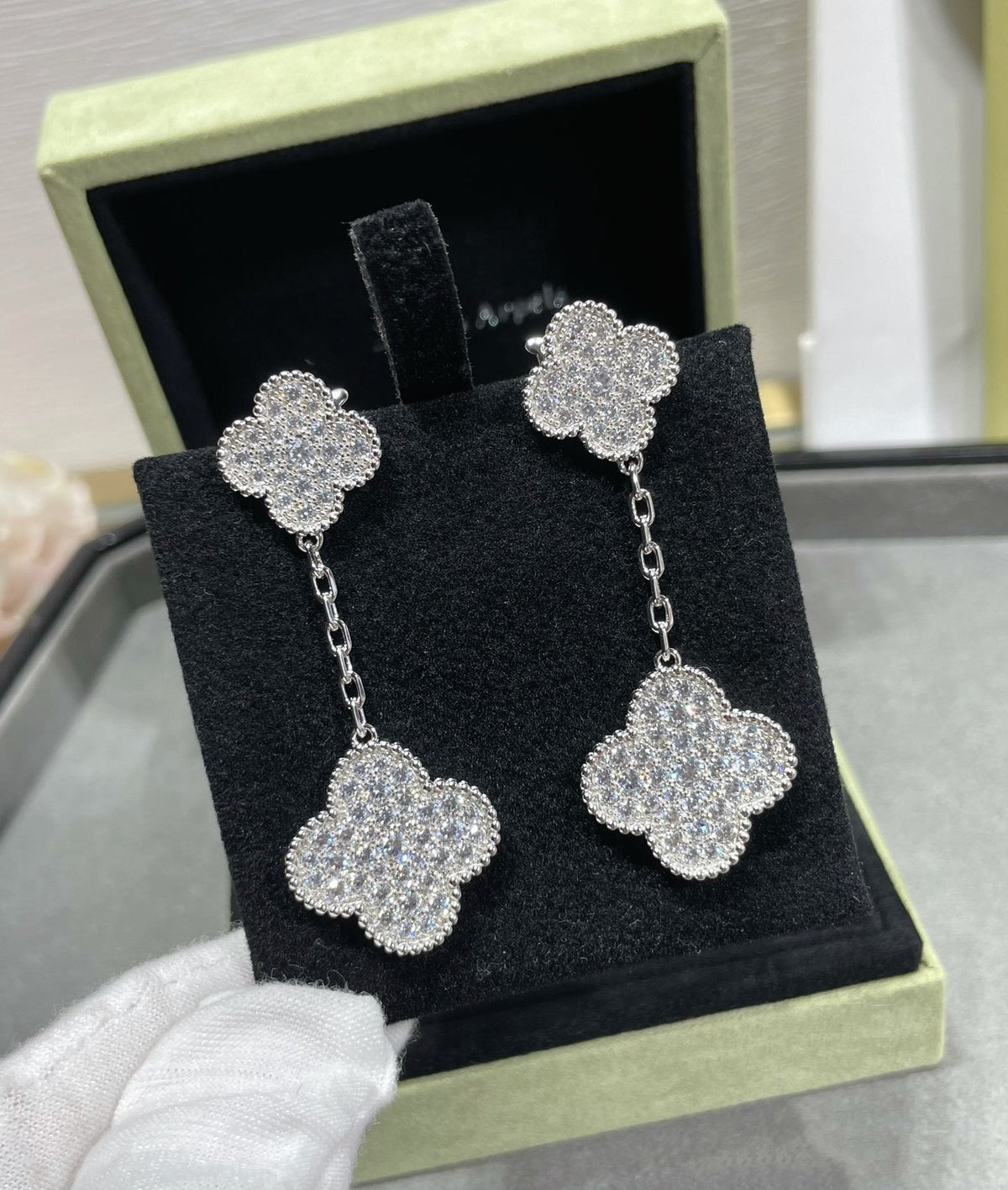 [Zalyn Jewelry ]CLOVER 2 MOTIFS DIAMOND PAVED SILVER EARRINGS