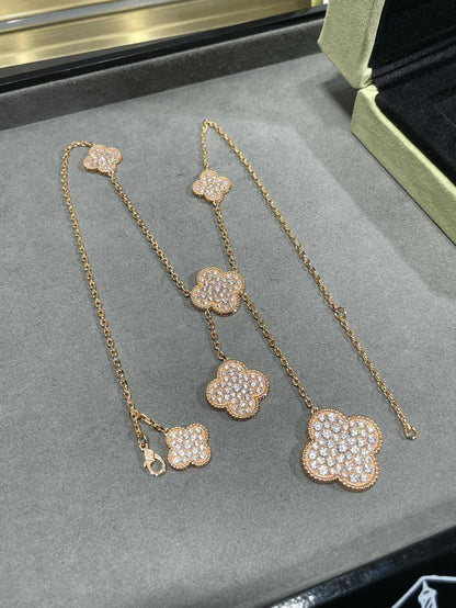 [Zalyn Jewelry ]CLOVER 6 MOTIF DIAMOND PAVED NECKLACE