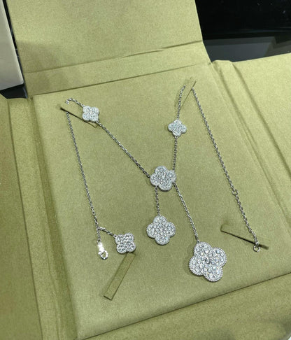 [Zalyn Jewelry ]CLOVER 6 MOTIF DIAMOND PAVED NECKLACE