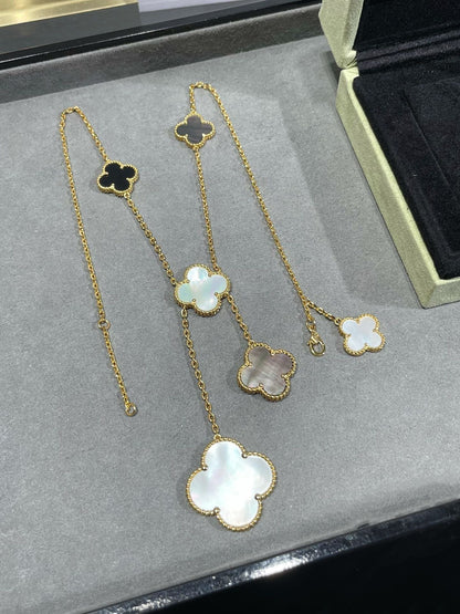[Zalyn Jewelry ]CLOVER 6 MOTIF MOP ONYX GOLD NECKLACE