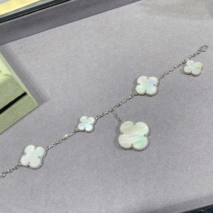 [Zalyn Jewelry ]CLOVER 5 MOTIF WHITE MOP SILVER BRACELET