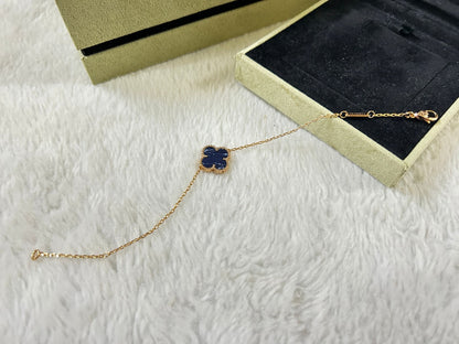 [Zalyn Jewelry ]CLOVER 1 MOTIF PIETERSITE BRACELET