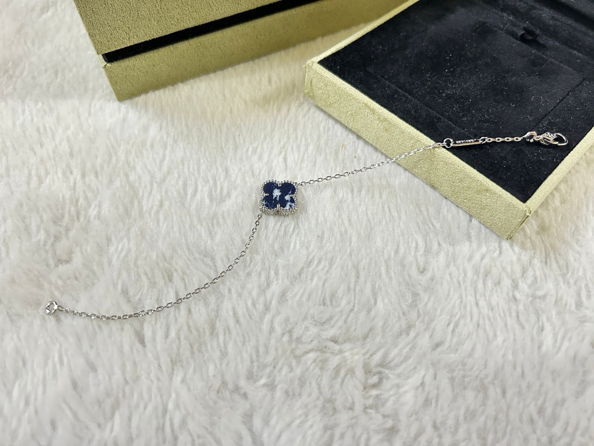 [Zalyn Jewelry ]CLOVER 1 MOTIF PIETERSITE BRACELET