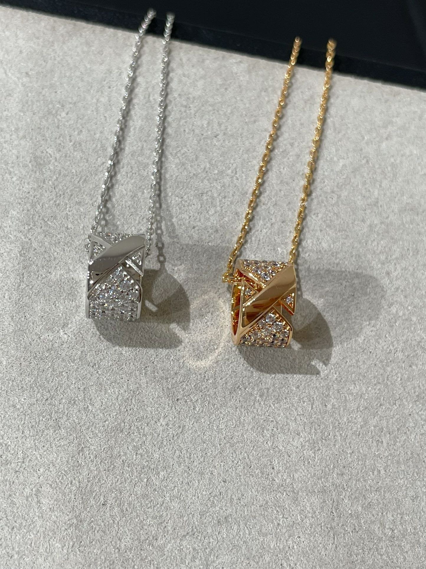 [Zalyn]LIENS EVIDENCE DIAMOND PAVED NECKLACE