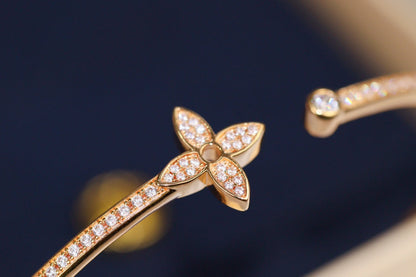[Zalyn]IDYLLE ROSE GOLD OPEN BRACELET DIAMOND PAVED