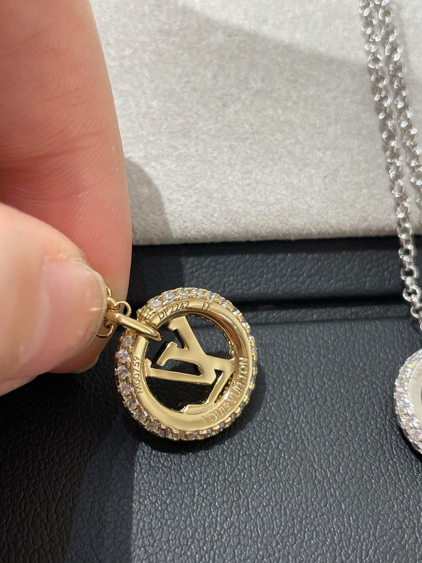 [Zalyn]BY NIGHT DIAMOND PAVED NECKLACE
