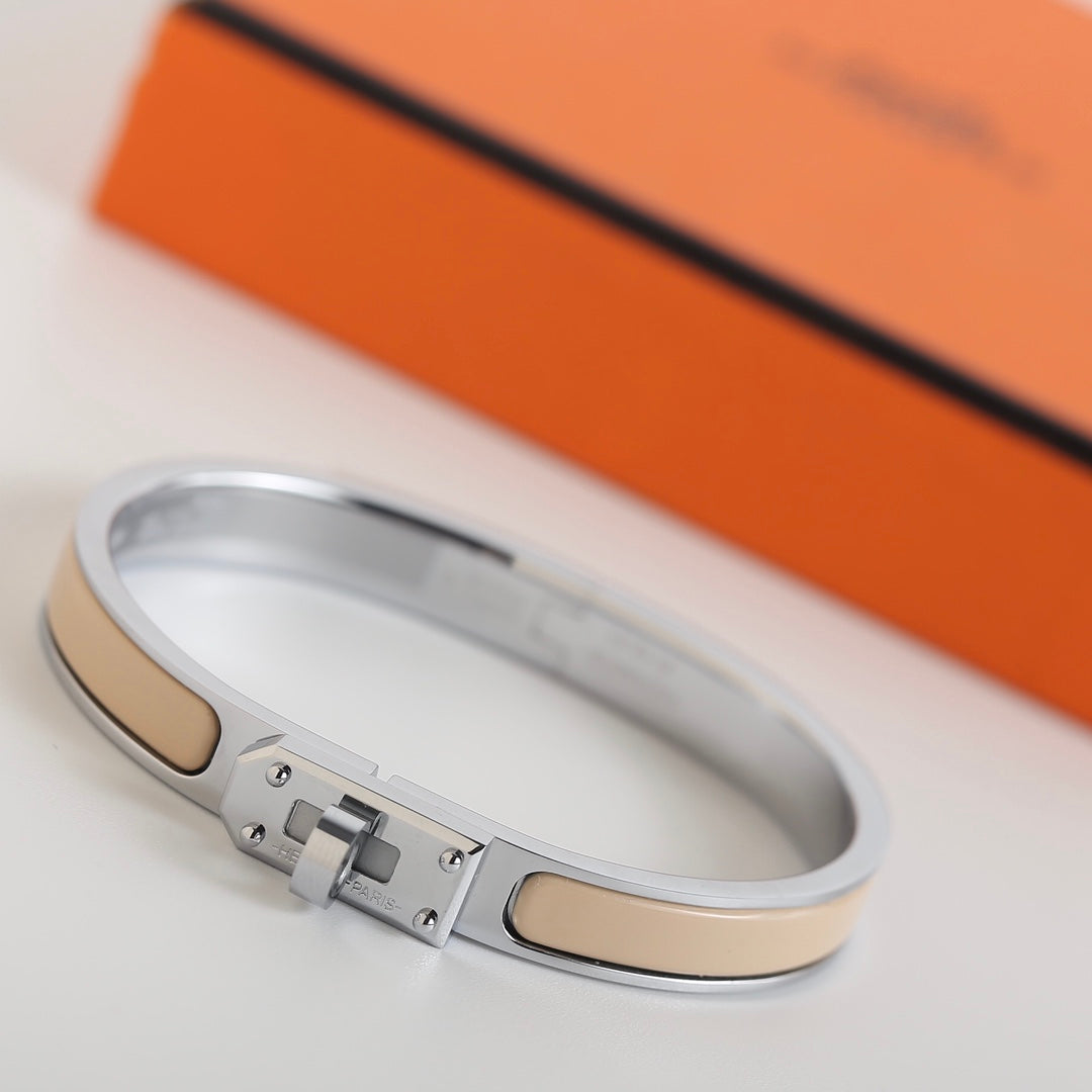 [Zalyn]HM KELLY BEIGE BRACELET