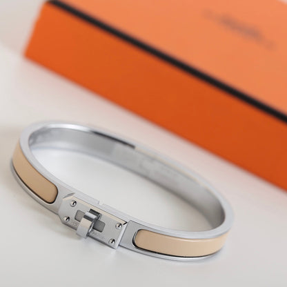 [Zalyn]HM KELLY BEIGE BRACELET
