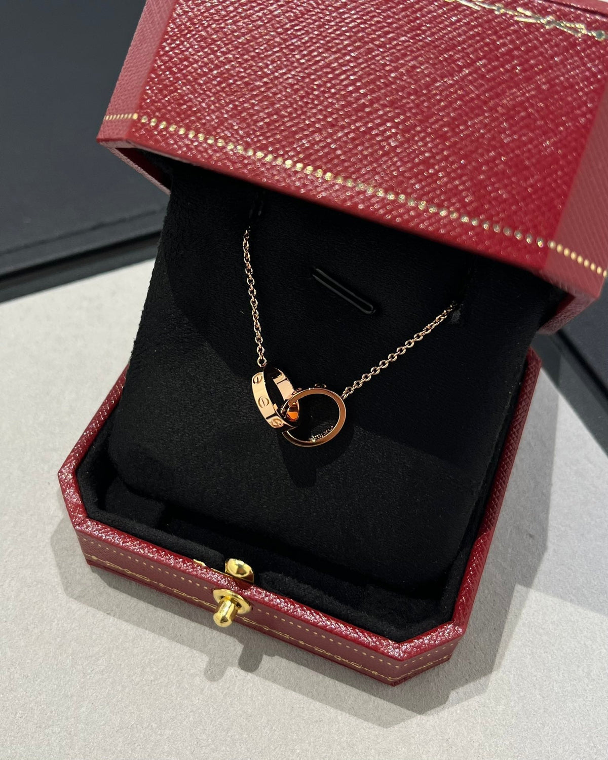 [Zalyn Jewelry ]LOVE NECKLACE DOUBLE RING PINK GOLD